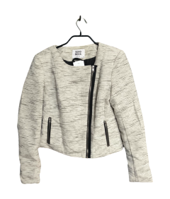 Vero Moda Bluza Rozpinana Bez Kaptura z Kieszeniami Damska Wygodna Biała Rozmiar 38