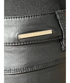 Lipsy London Midi udobno krilo z žepi Elegantna črna velikost 36