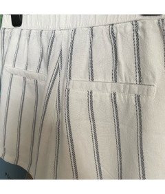 Vero Moda ženske kratke kratke hlače udobno elegantno bela črtasta velikost S