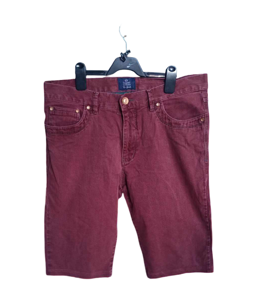 Bugatti Moške kratke hlače udobno elegantno bordo velikost 36