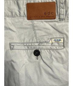 edc Moške udobne elegantne hlače iz džinsa Bela 29/30