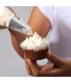 TAKUZA Zestaw do Dekoracji Ciast 20 Rękawów Cukierniczych 8 Końcówek