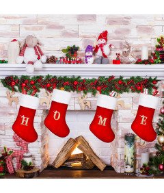 Skarpeta Świąteczna Duża 45 cm Czerwona na Boże Narodzenie z Literką "M"