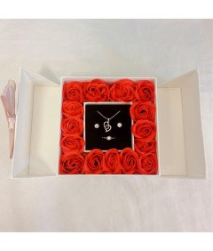 Donboly Szkatułka na Biżuterię Biała z Różami Przenośna Pomysł na Prezent