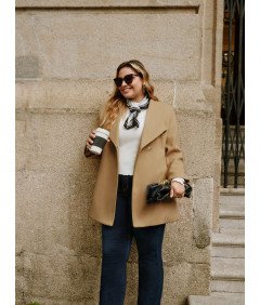 Hanna Nikole Płaszcz Damski z Paskiem Elegancki Ciepły Brązowy Rozmiar 50