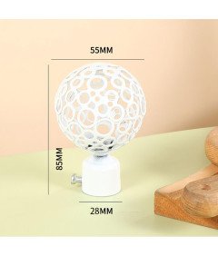 Okrasni kovinski zaključki za karnise vintage z izrezljanim vzorcem 28 mm beli