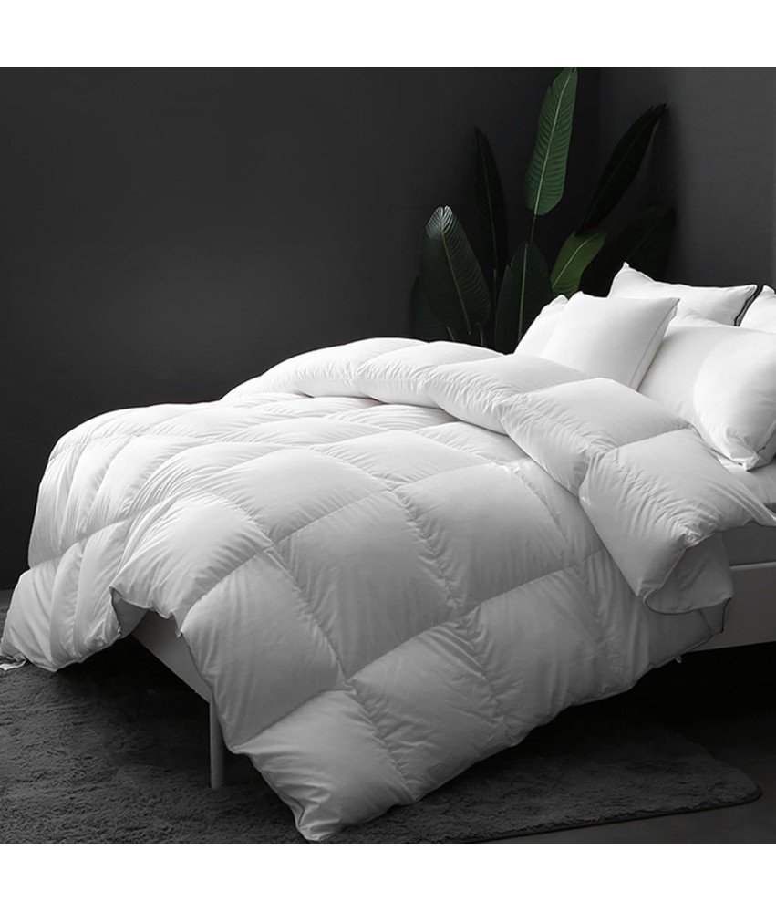 Kołdra puchowa 155x220 całoroczna z puchu gęsiego i pierza, bawełna organiczna, kasetonowa, biała, ciepła