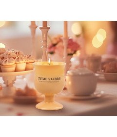 Świeca Zapachowa Łagodząca Stres o Kwiatowym Zapachu Aromaterapia 250 g