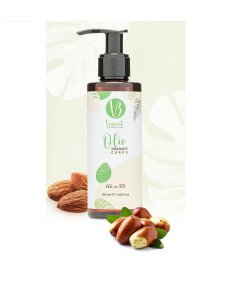 Profesionalno masažno olje z mandlji Vlažilno 150 ml